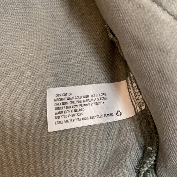 PRICE IS FIRM! NEW! Camo Jean Jacket Green And Gray Size Large - Picture 7 of 7